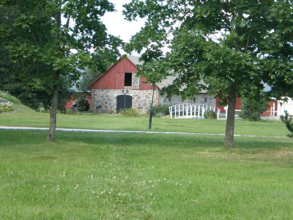 Sassi Talu Horsefarm Hotel Parnumaa Bagian luar foto